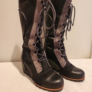 Sorel Cate the Great wedge leatger boots size 8.5